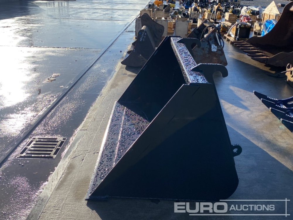 Unused 66" Loader Bucket to suit JCB Telehandler - 버킷 : 사진 3 Unused 66" Loader Bucket to suit JCB Telehandler - 버킷 : 사진 3