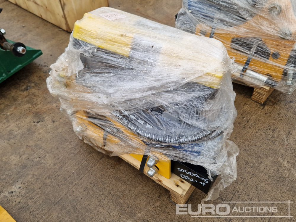 Unused Hydraulic Breaker to suit Mini Excavator - 유압 해머 : 사진 2 Unused Hydraulic Breaker to suit Mini Excavator - 유압 해머 : 사진 2