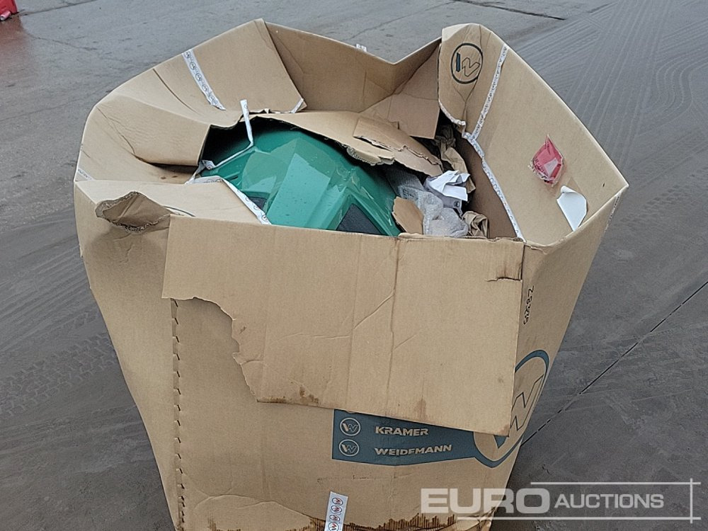 Unused Wacker Neuson Engine Cover - 예비 부속 : 사진 4 Unused Wacker Neuson Engine Cover - 예비 부속 : 사진 4