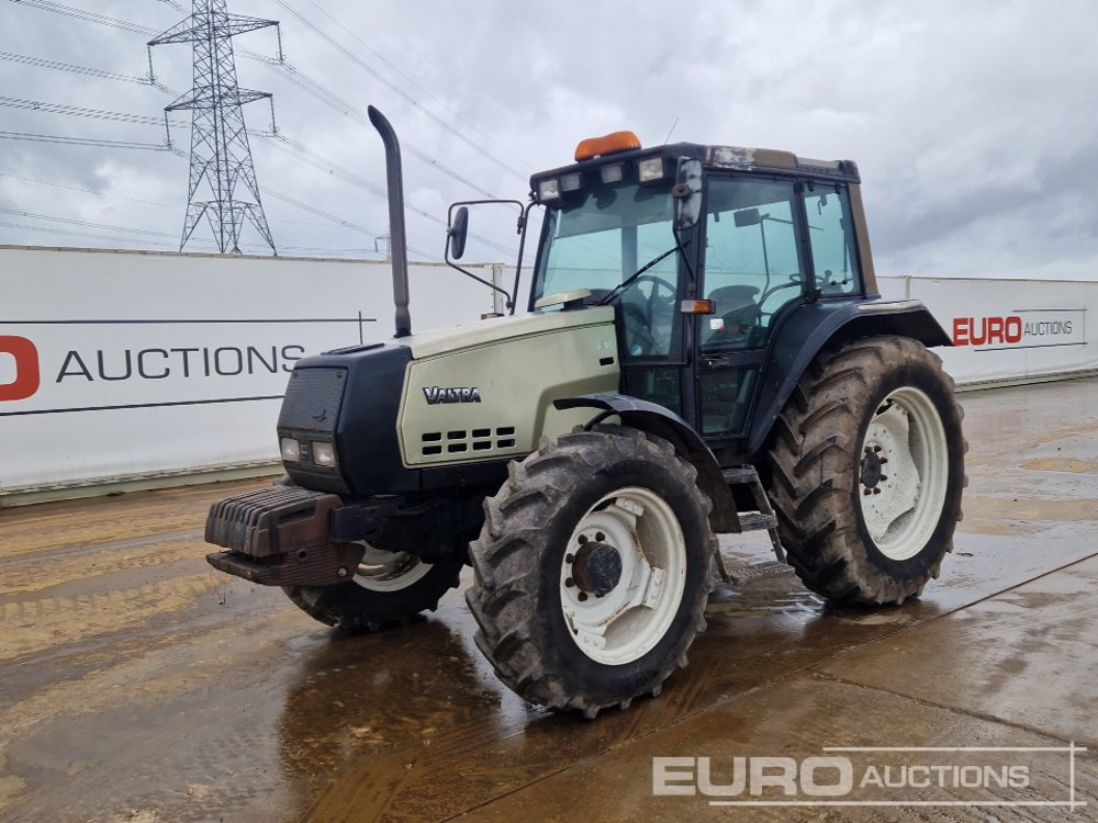 Valtra 6400 - 장궤형 트랙터 : 사진 1 Valtra 6400 - 장궤형 트랙터 : 사진 1