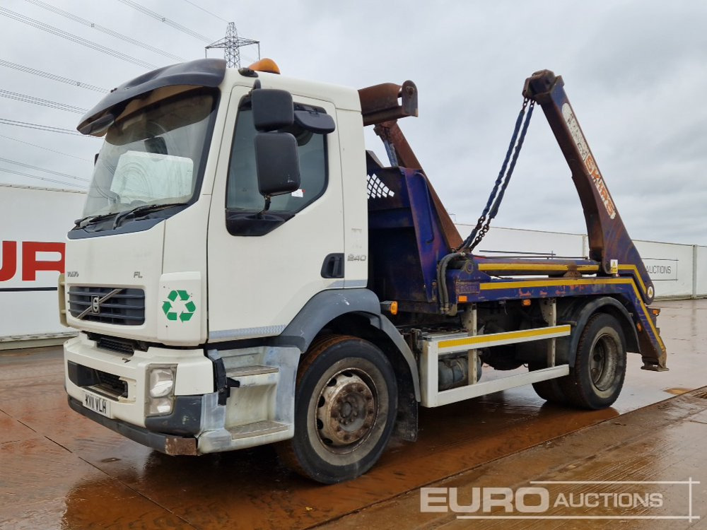 Volvo FL240 - 스킵 로더 트럭 : 사진 1 Volvo FL240 - 스킵 로더 트럭 : 사진 1