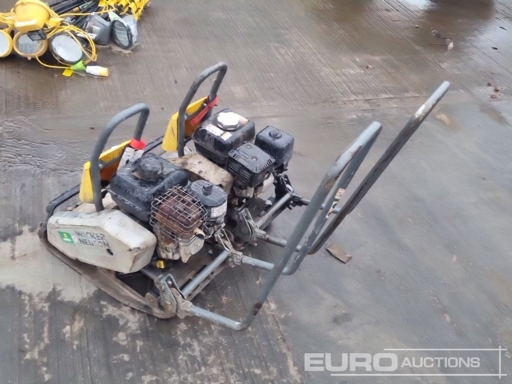 Wacker Neuson Petrol Compaction Plate, Honda Engine (2 of) - 아스팔트 기계 : 사진 3 Wacker Neuson Petrol Compaction Plate, Honda Engine (2 of) - 아스팔트 기계 : 사진 3