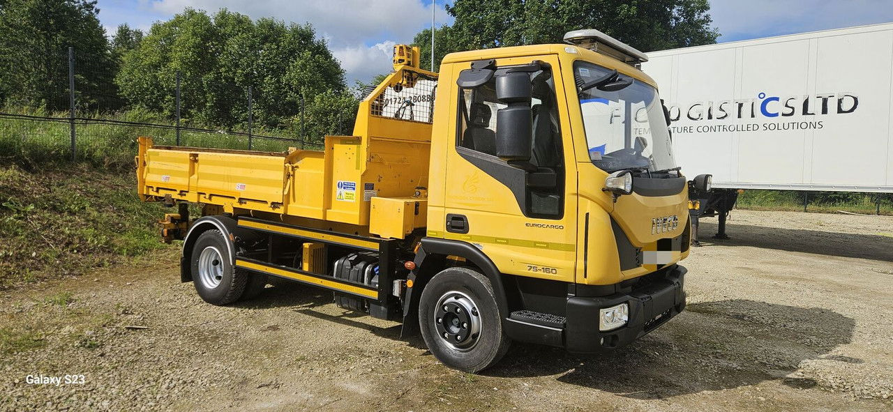 Iveco EuroCargo 75 75E160 - 덤프트럭 : 사진 4 Iveco EuroCargo 75 75E160 - 덤프트럭 : 사진 4