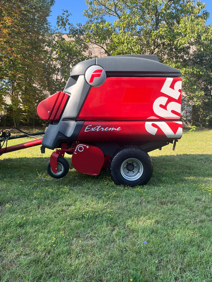 Rotopressa usata Feraboli EXTREME 265 HT - 원형 베일러 : 사진 1 Rotopressa usata Feraboli EXTREME 265 HT - 원형 베일러 : 사진 1