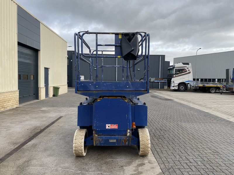 Iteco IT12151, Schaar hoogwerker, 14 meter - 시저 리프트 : 사진 3 Iteco IT12151, Schaar hoogwerker, 14 meter - 시저 리프트 : 사진 3