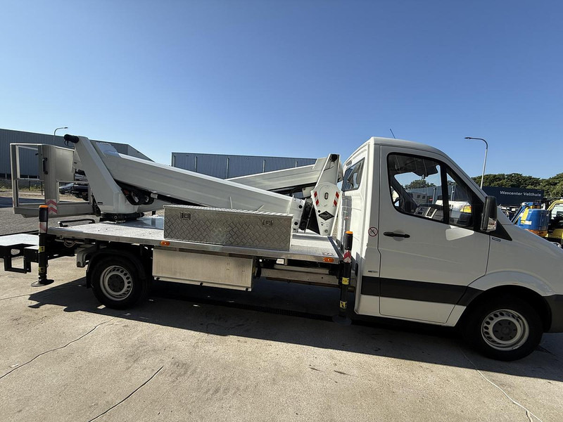 Versalift VTX-240, Auto hoogwerker - 트럭 탑재 고가작업 플랫폼 : 사진 4 Versalift VTX-240, Auto hoogwerker - 트럭 탑재 고가작업 플랫폼 : 사진 4