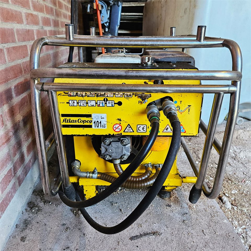 Atlas Copco LP 13-30 P - 건설장비 : 사진 3 Atlas Copco LP 13-30 P - 건설장비 : 사진 3