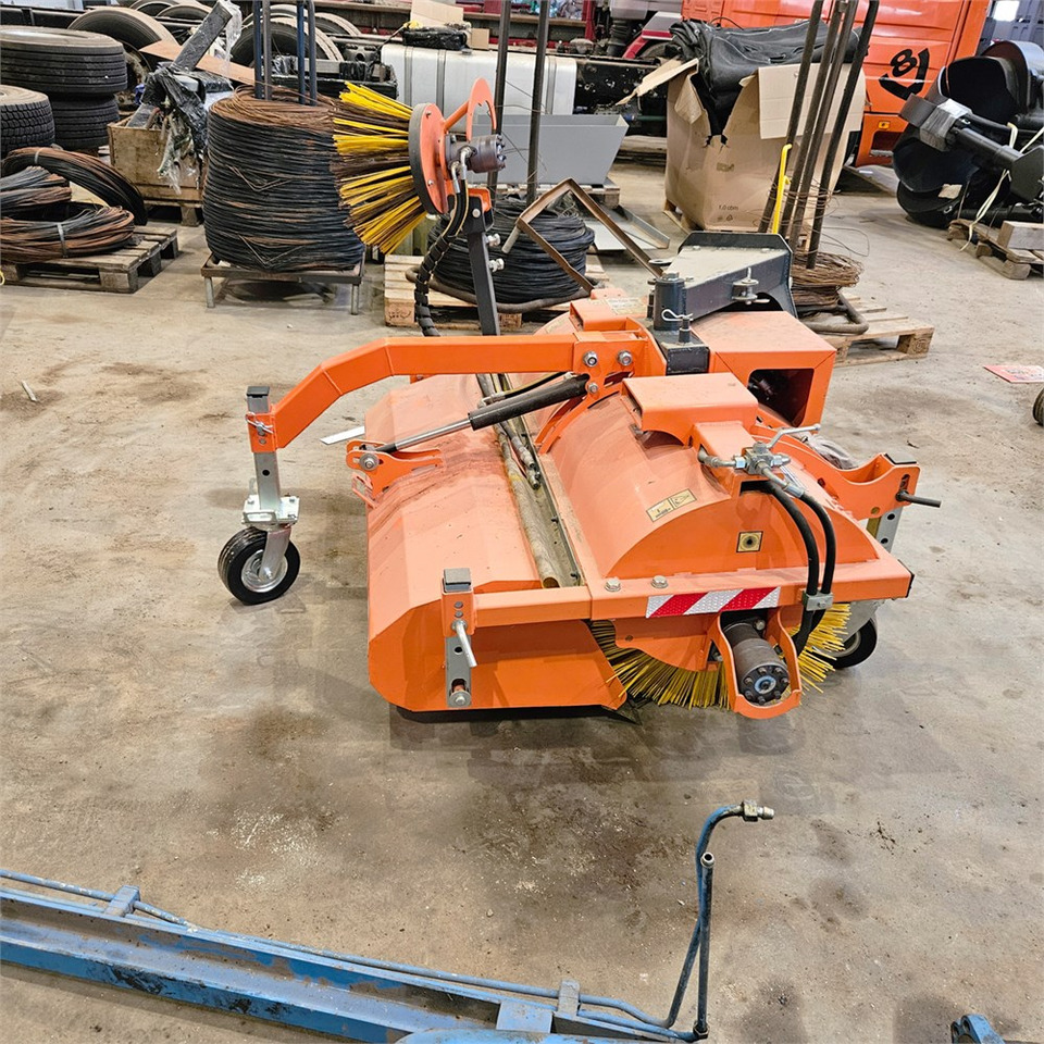 BM ZML120 - 빗자루 : 사진 1 BM ZML120 - 빗자루 : 사진 1