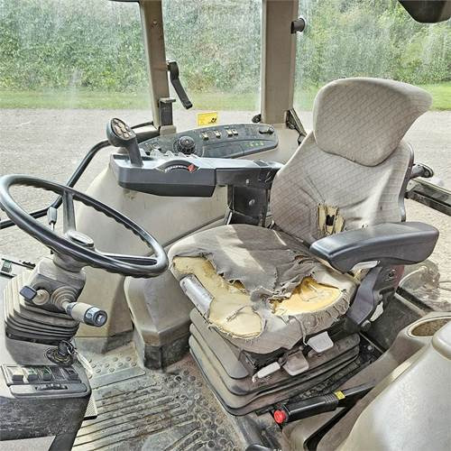 장궤형 트랙터 CASE IH CVX 150 : 사진 10 장궤형 트랙터 CASE IH CVX 150 : 사진 10