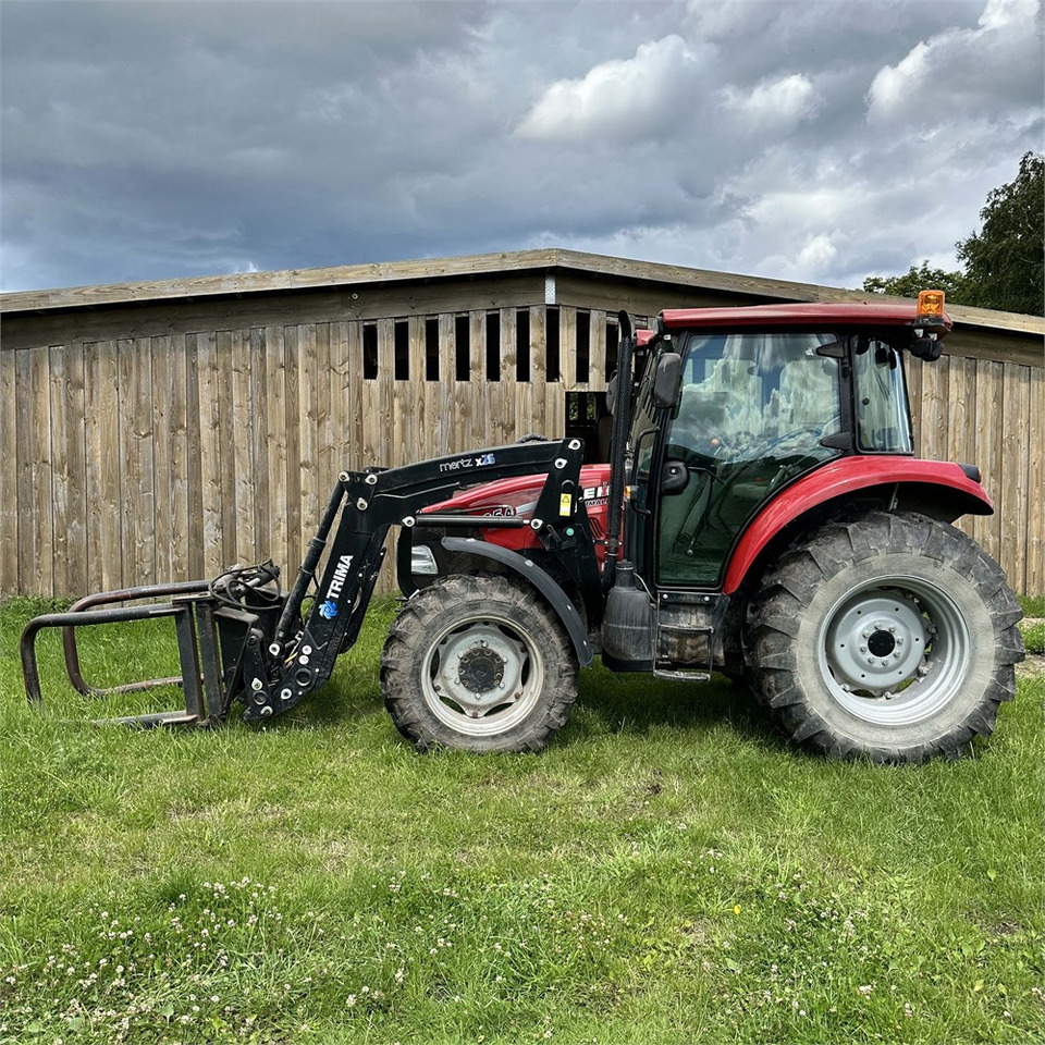 Case IH Farmall 65 A - 장궤형 트랙터 : 사진 4 Case IH Farmall 65 A - 장궤형 트랙터 : 사진 4