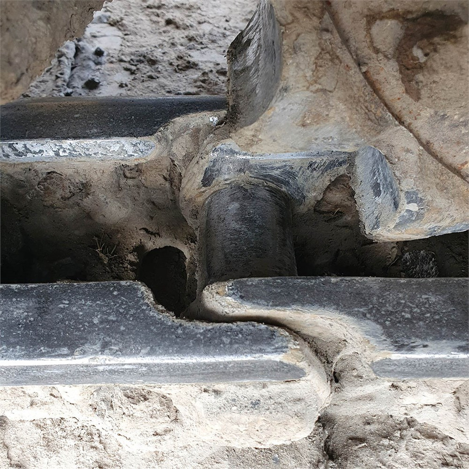 크롤러 굴삭기 Caterpillar 324 EL : 사진 46