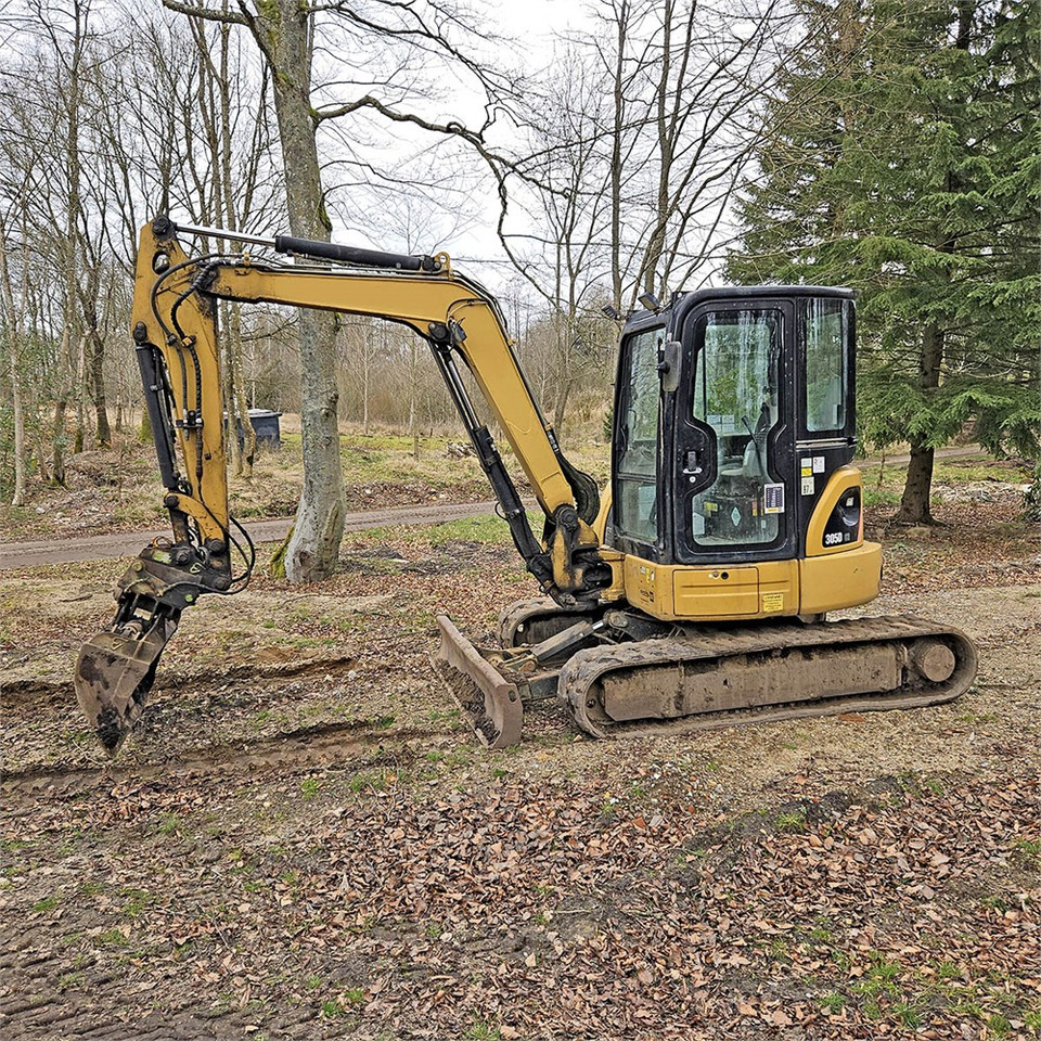 Caterpillar Cat 305D CR - 미니 굴삭기 : 사진 3 Caterpillar Cat 305D CR - 미니 굴삭기 : 사진 3