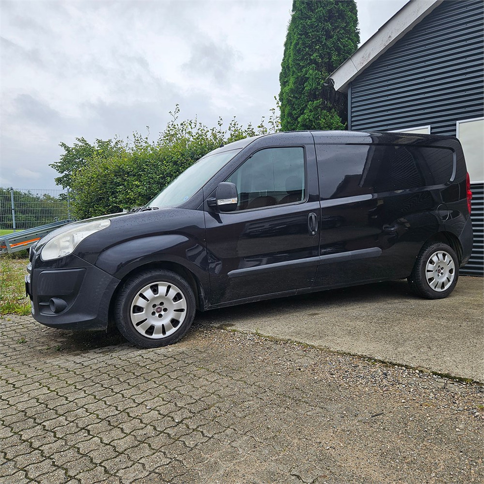 Fiat Doblò Cargo 1.3 Mjt 90 - 소형 밴 : 사진 1 Fiat Doblò Cargo 1.3 Mjt 90 - 소형 밴 : 사진 1