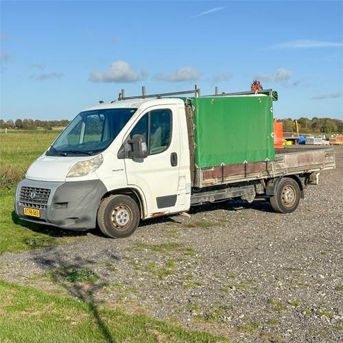 Fiat Ducato 35L ladvogn - 드롭사이드/ 플랫베드 트럭 : 사진 2 Fiat Ducato 35L ladvogn - 드롭사이드/ 플랫베드 트럭 : 사진 2