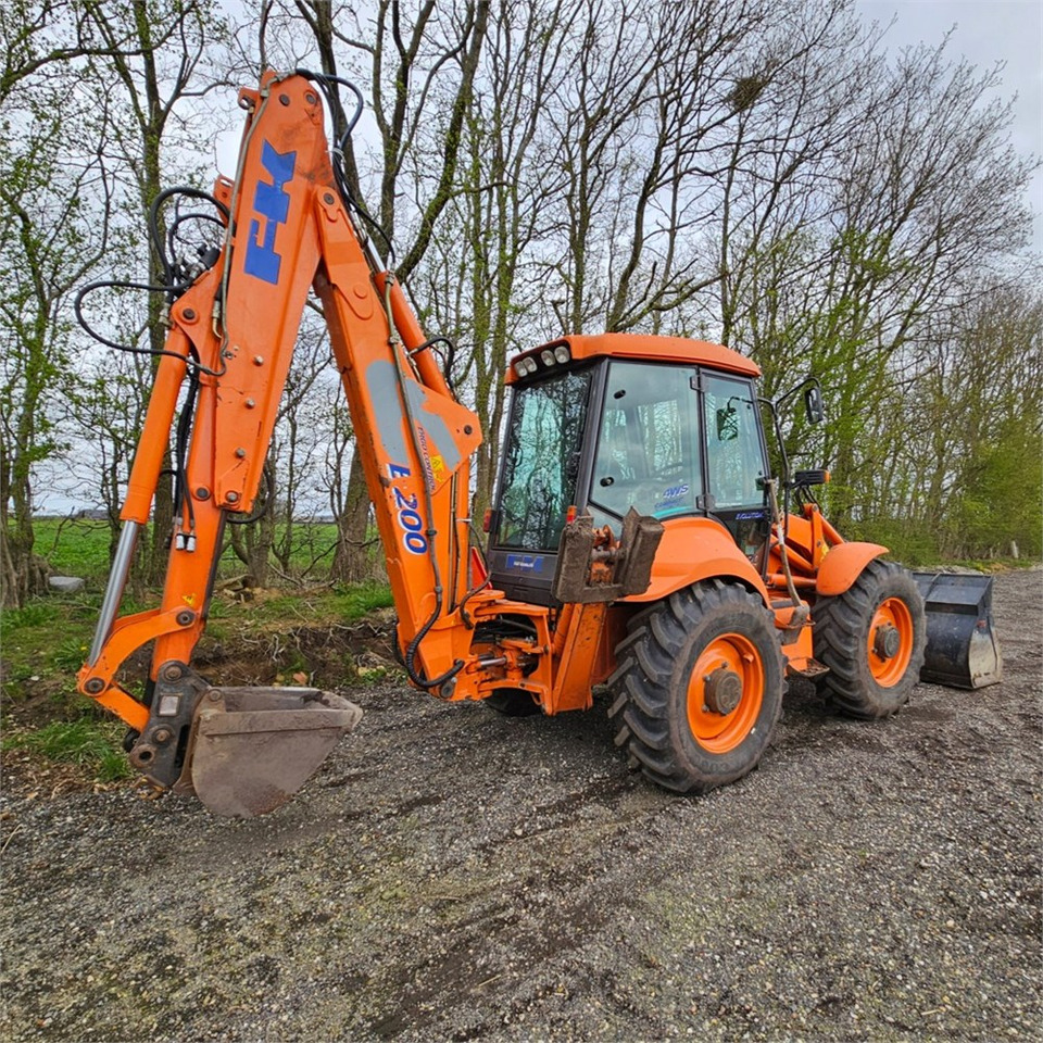 Fiat-Kobelco B200 4PS - 백호 로더 : 사진 3 Fiat-Kobelco B200 4PS - 백호 로더 : 사진 3