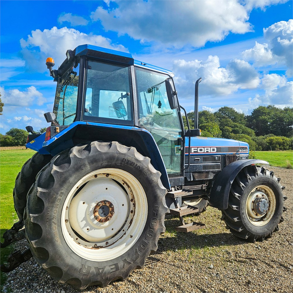 Ford 8340 Powerstar SLE - 장궤형 트랙터 : 사진 3 Ford 8340 Powerstar SLE - 장궤형 트랙터 : 사진 3