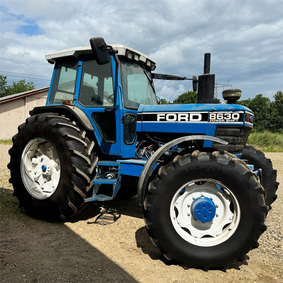 Ford 8630 - 장궤형 트랙터 : 사진 5 Ford 8630 - 장궤형 트랙터 : 사진 5