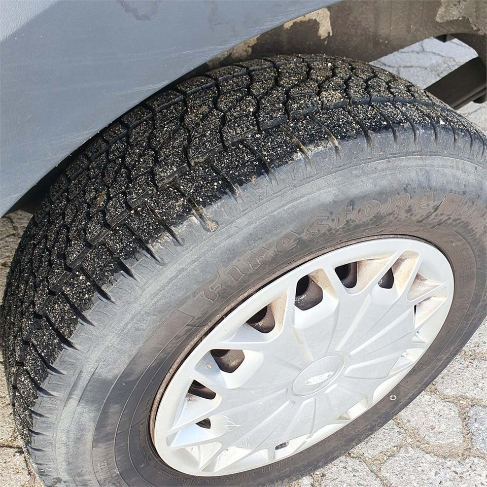 패널 밴 Ford Transit 350 L2h2 - 2.2.TDCI : 사진 25 패널 밴 Ford Transit 350 L2h2 - 2.2.TDCI : 사진 25