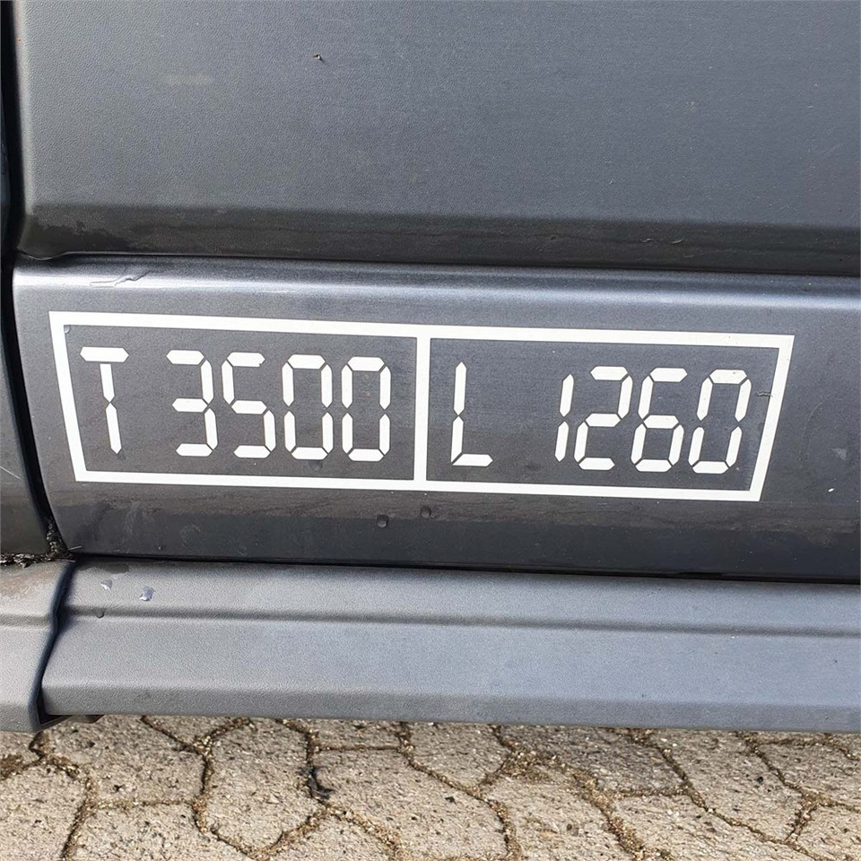 Ford Transit 350 L2h2 - 2.2.TDCI - 패널 밴 : 사진 5 Ford Transit 350 L2h2 - 2.2.TDCI - 패널 밴 : 사진 5