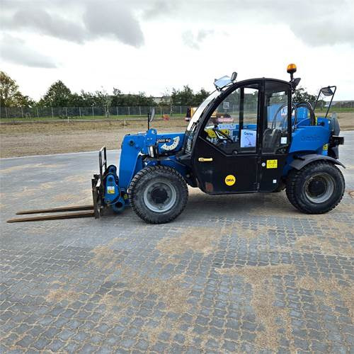 Genie GTH2506 - 텔레스코픽 핸들러 : 사진 4 Genie GTH2506 - 텔레스코픽 핸들러 : 사진 4