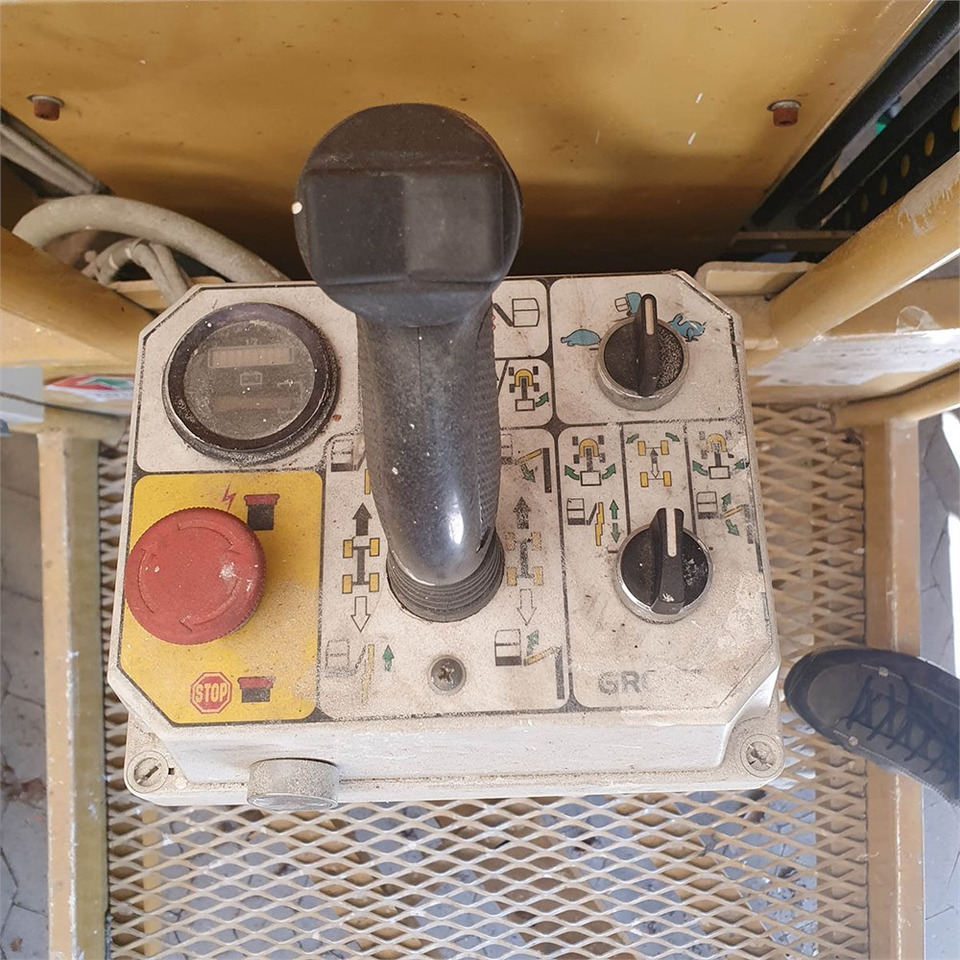 Grove Toucan 800 - 수직 마스트 리프트 : 사진 3 Grove Toucan 800 - 수직 마스트 리프트 : 사진 3