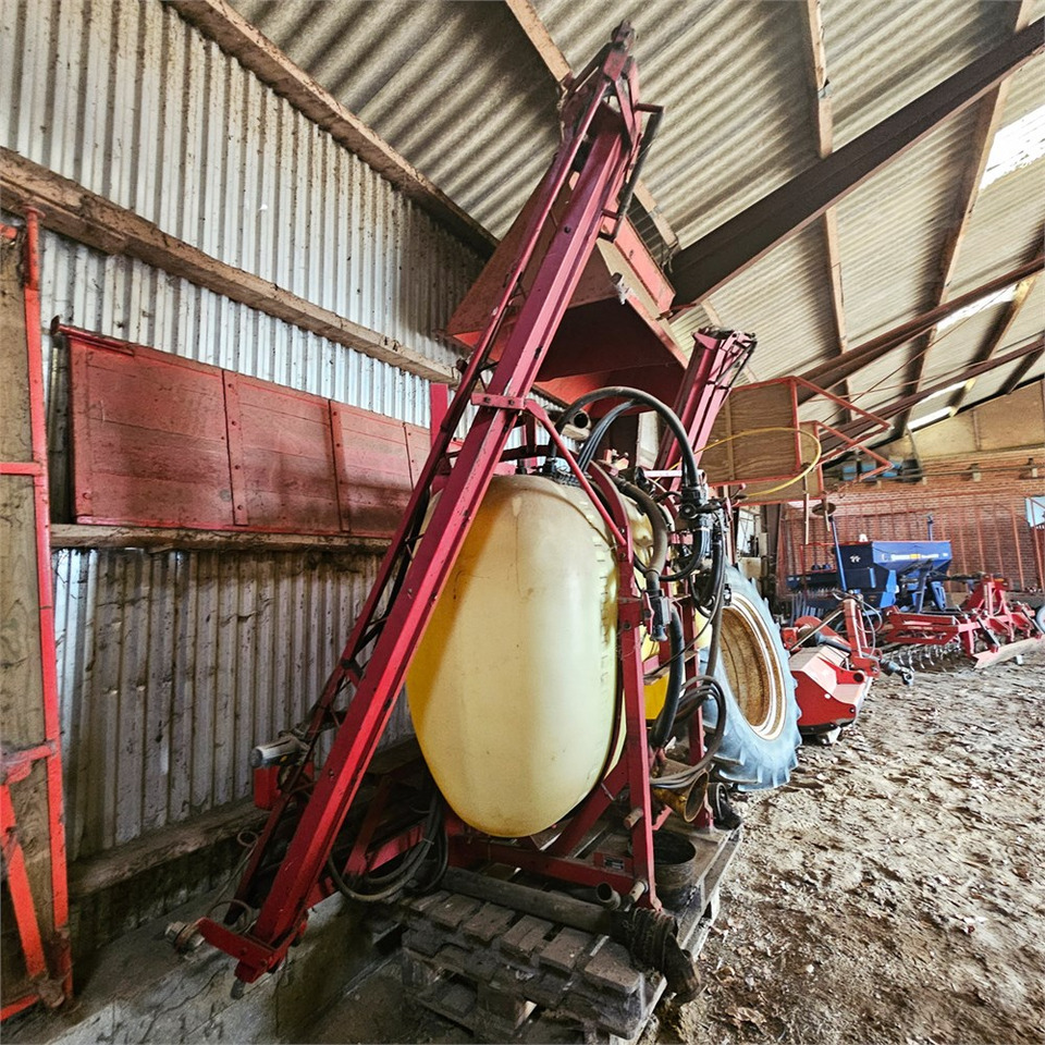 Hardi LXY 800 - 스프레이 : 사진 5 Hardi LXY 800 - 스프레이 : 사진 5