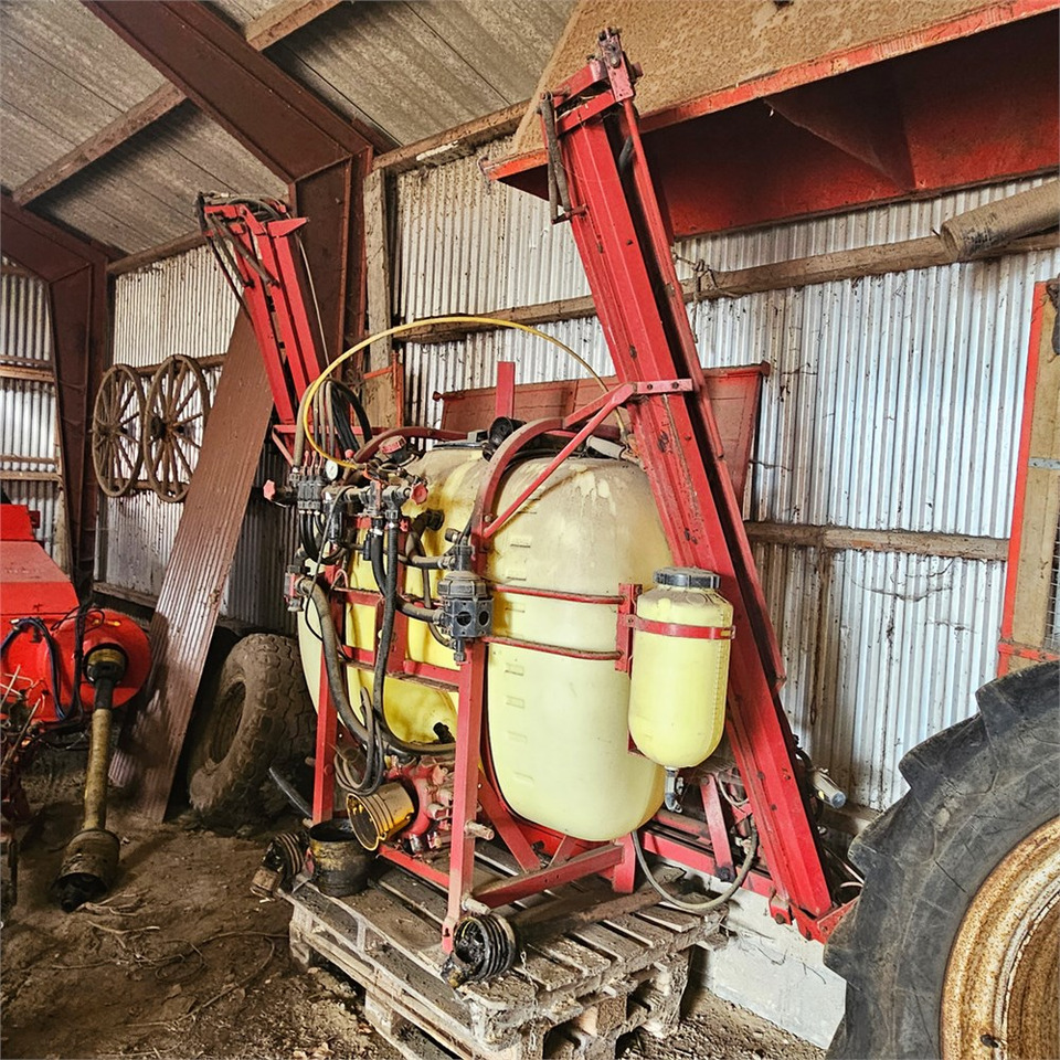 Hardi LXY 800 - 스프레이 : 사진 3 Hardi LXY 800 - 스프레이 : 사진 3