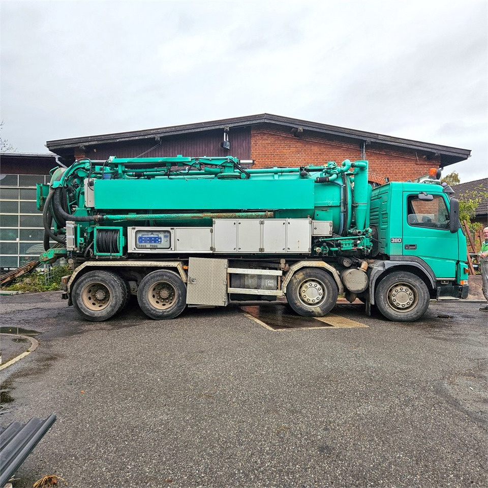 Hvidtved Larsen CM120 - 진공 흡입 트럭 : 사진 5 Hvidtved Larsen CM120 - 진공 흡입 트럭 : 사진 5