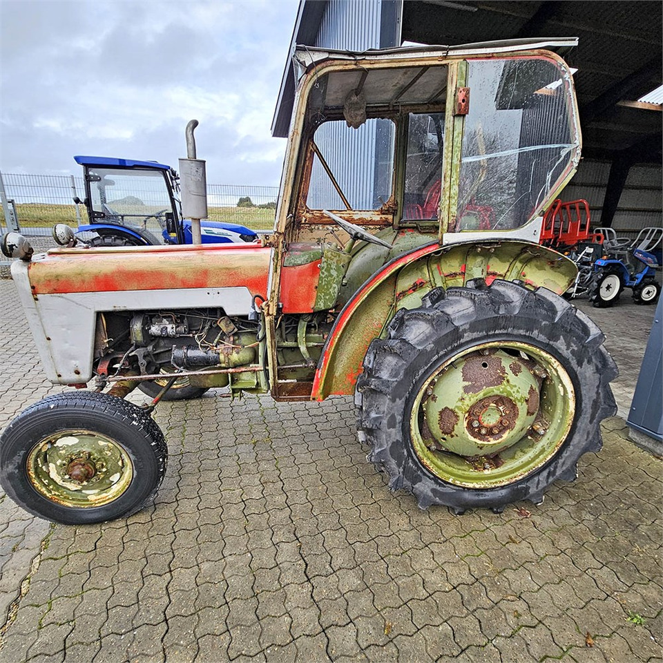 IH 276 - 장궤형 트랙터 : 사진 3 IH 276 - 장궤형 트랙터 : 사진 3