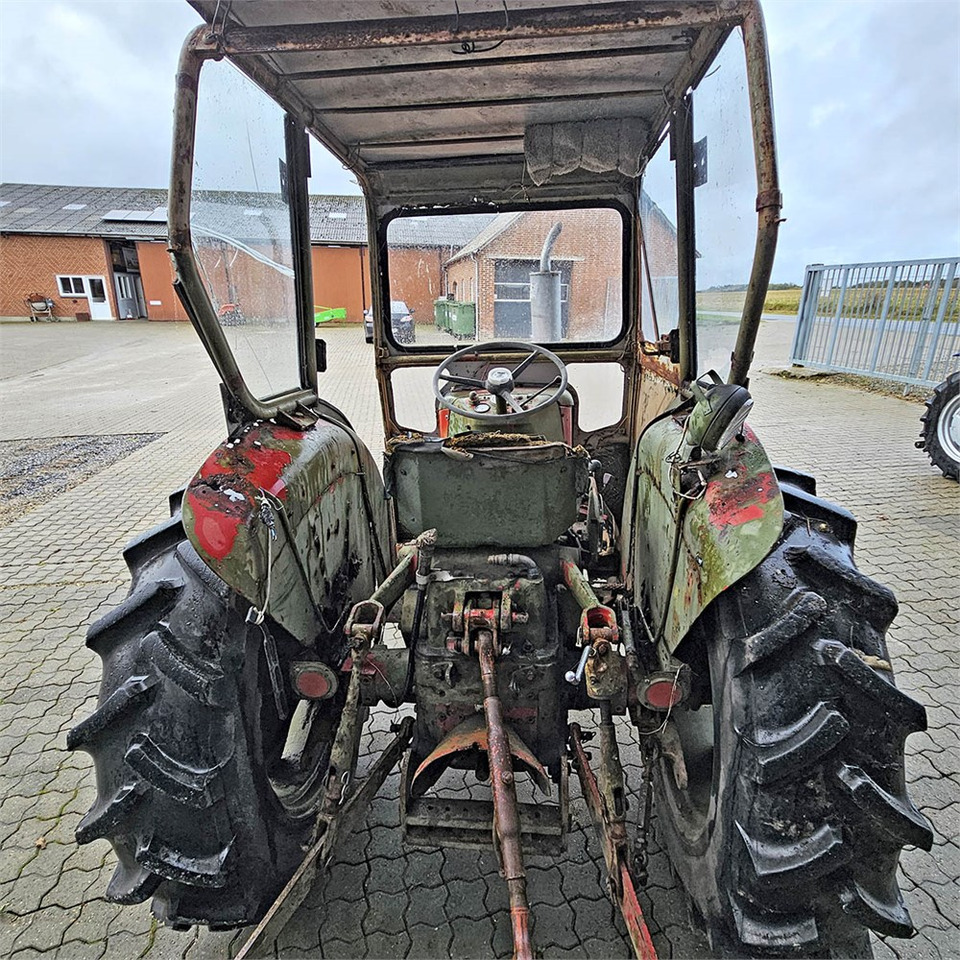 IH 276 - 장궤형 트랙터 : 사진 5 IH 276 - 장궤형 트랙터 : 사진 5