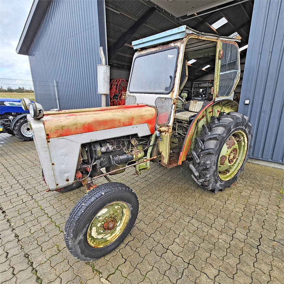 IH 276 - 장궤형 트랙터 : 사진 1 IH 276 - 장궤형 트랙터 : 사진 1