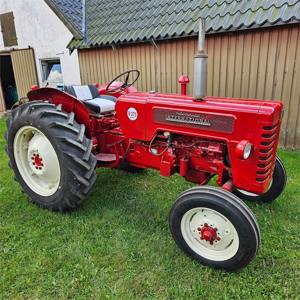IH B-275 - 장궤형 트랙터 : 사진 3 IH B-275 - 장궤형 트랙터 : 사진 3