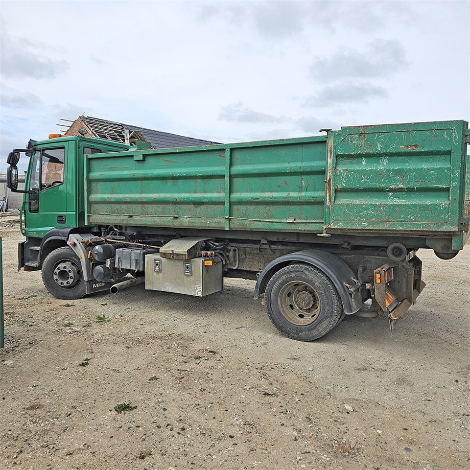 Iveco 160 E25 - 후크 리프트 트럭 : 사진 2 Iveco 160 E25 - 후크 리프트 트럭 : 사진 2