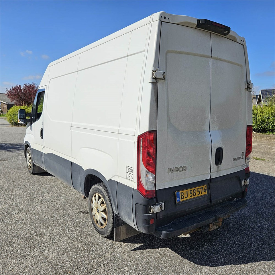 Iveco Daily 35s17 3,0D - 패널 밴 : 사진 5 Iveco Daily 35s17 3,0D - 패널 밴 : 사진 5
