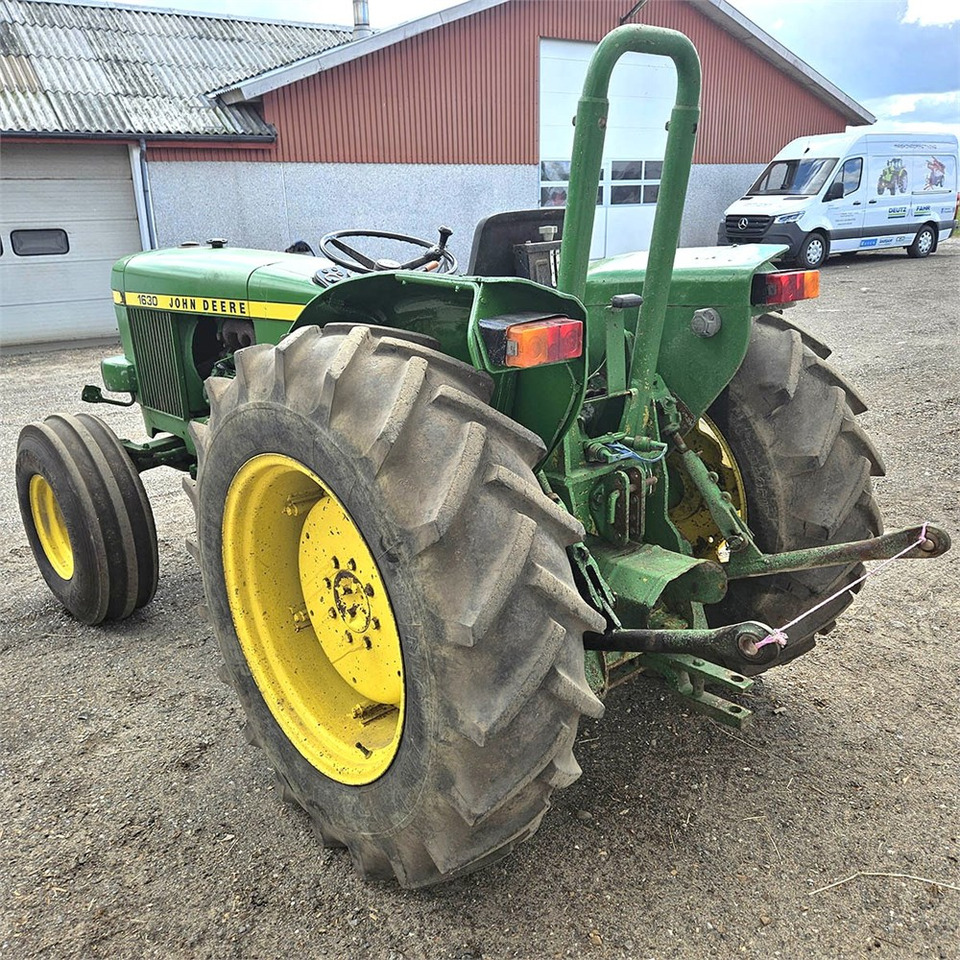 John Deere 1630 OU - 장궤형 트랙터 : 사진 5 John Deere 1630 OU - 장궤형 트랙터 : 사진 5