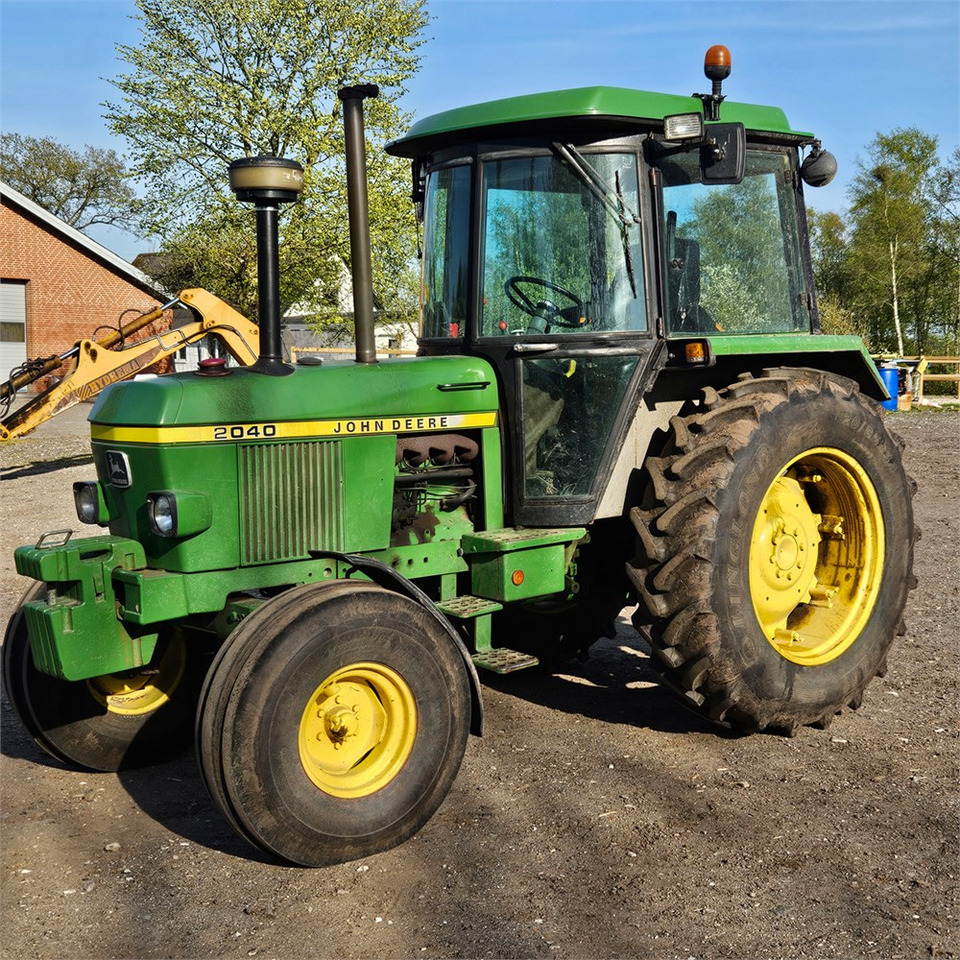 John Deere 2040 - 장궤형 트랙터 : 사진 1 John Deere 2040 - 장궤형 트랙터 : 사진 1