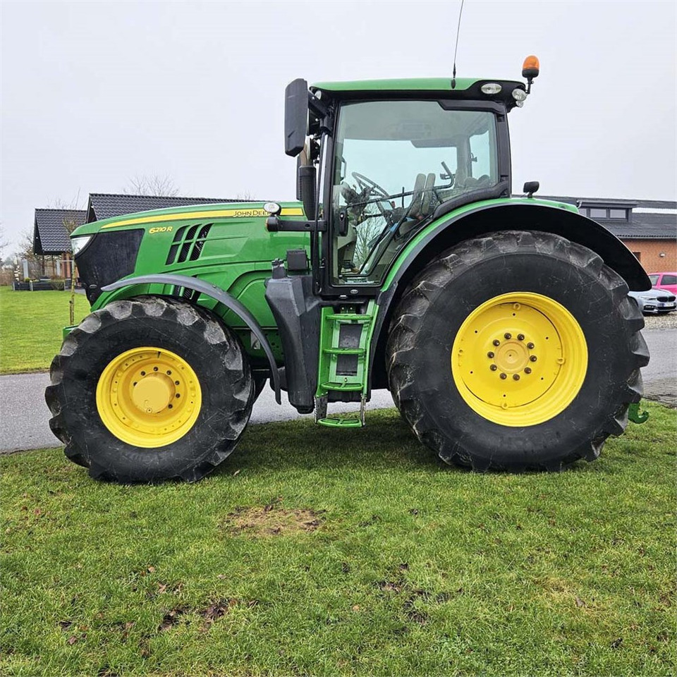 John Deere 6210 R - 장궤형 트랙터 : 사진 4 John Deere 6210 R - 장궤형 트랙터 : 사진 4