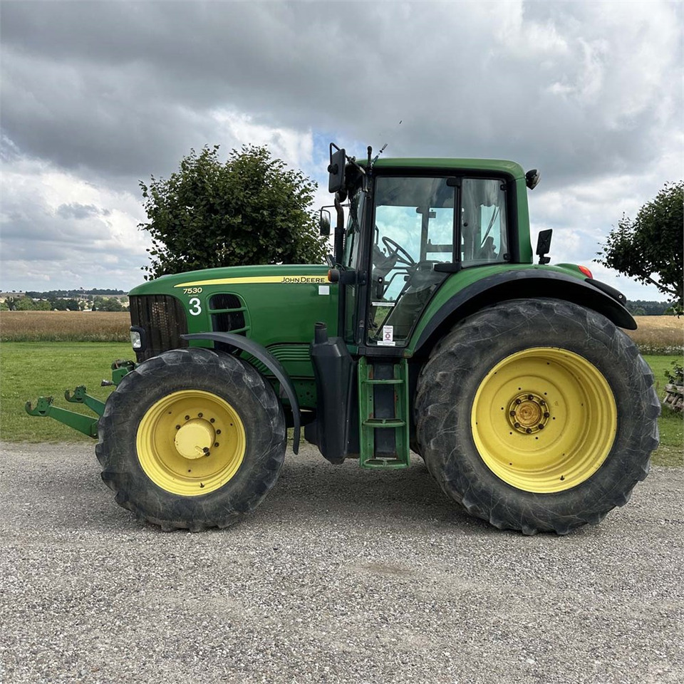 John Deere 7530 - 장궤형 트랙터 : 사진 5 John Deere 7530 - 장궤형 트랙터 : 사진 5