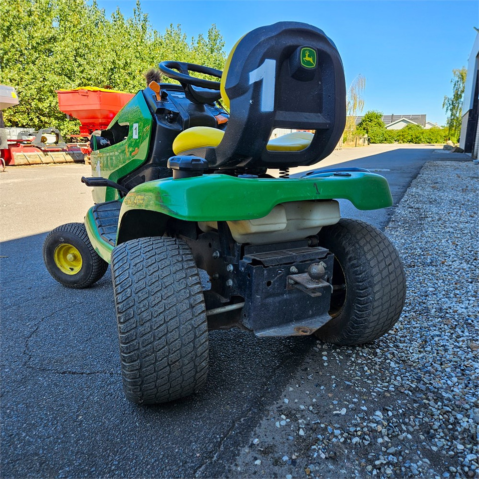 John Deere X304 - 정원 모어 : 사진 5 John Deere X304 - 정원 모어 : 사진 5