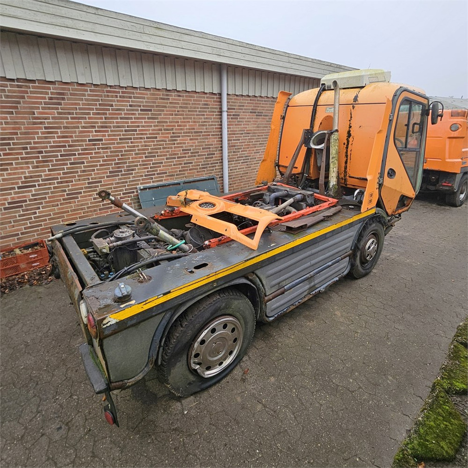 Johnston Sweepers 5000 - 거리 청소 차량 : 사진 5 Johnston Sweepers 5000 - 거리 청소 차량 : 사진 5