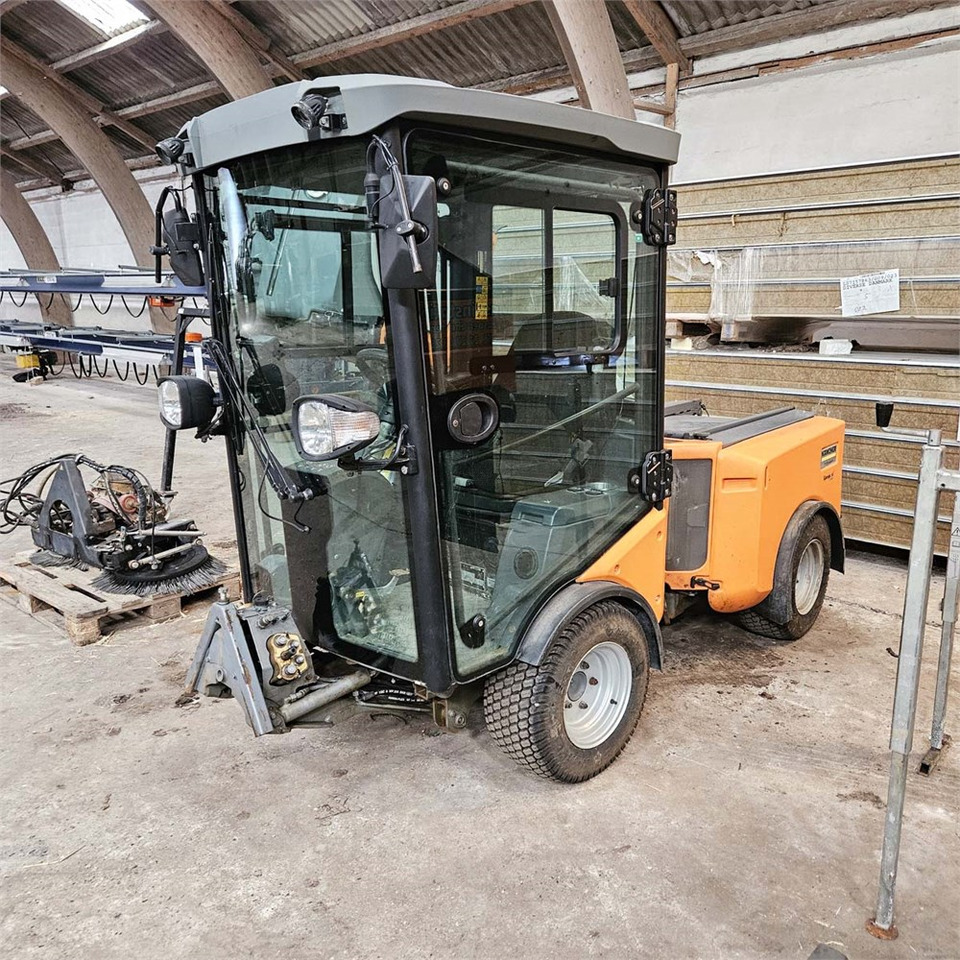 Kärcher PF-C MIC42 - 지자체/ 특수 차량 : 사진 3 Kärcher PF-C MIC42 - 지자체/ 특수 차량 : 사진 3