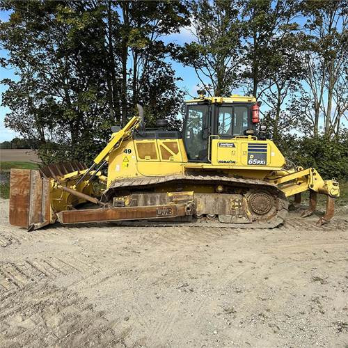 Komatsu D65 PXI-18 - 불도저 : 사진 3 Komatsu D65 PXI-18 - 불도저 : 사진 3