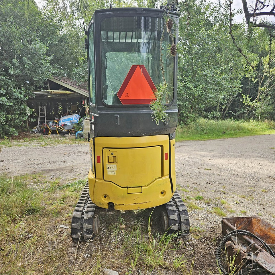 Komatsu PC16 R-3HS - 미니 굴삭기 : 사진 4 Komatsu PC16 R-3HS - 미니 굴삭기 : 사진 4