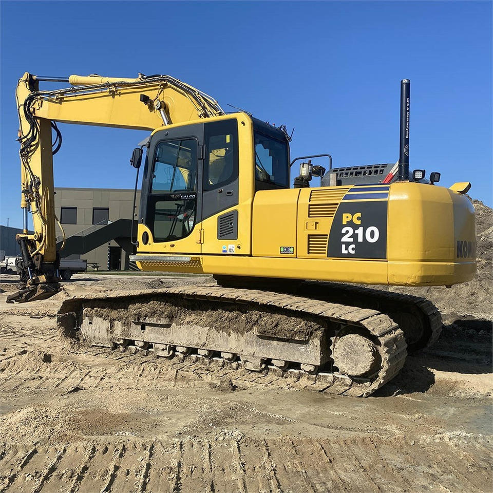 Komatsu PC210 LC-8K - 크롤러 굴삭기 : 사진 3 Komatsu PC210 LC-8K - 크롤러 굴삭기 : 사진 3