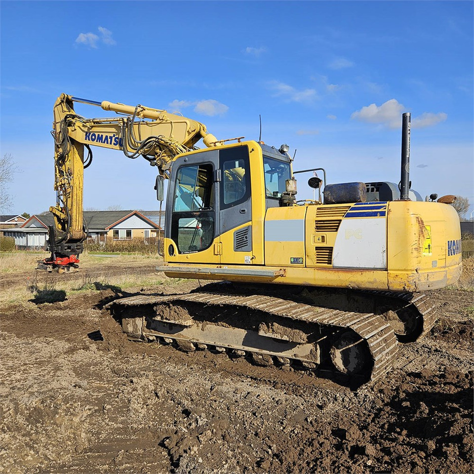 Komatsu PC210 - 크롤러 굴삭기 : 사진 1 Komatsu PC210 - 크롤러 굴삭기 : 사진 1