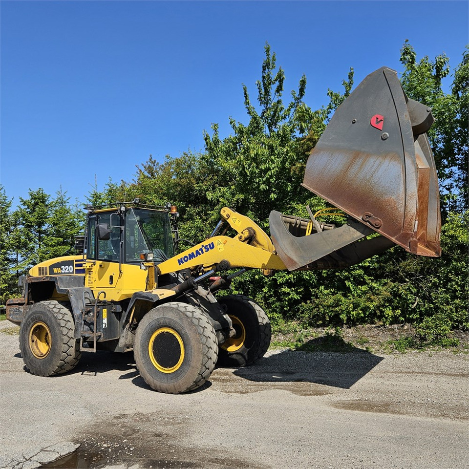 Komatsu WA320-5H - 휠 로더 : 사진 1 Komatsu WA320-5H - 휠 로더 : 사진 1
