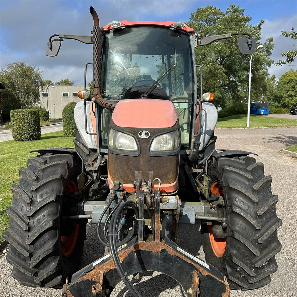 Kubota M 9540 2/4 WD - 장궤형 트랙터 : 사진 2 Kubota M 9540 2/4 WD - 장궤형 트랙터 : 사진 2