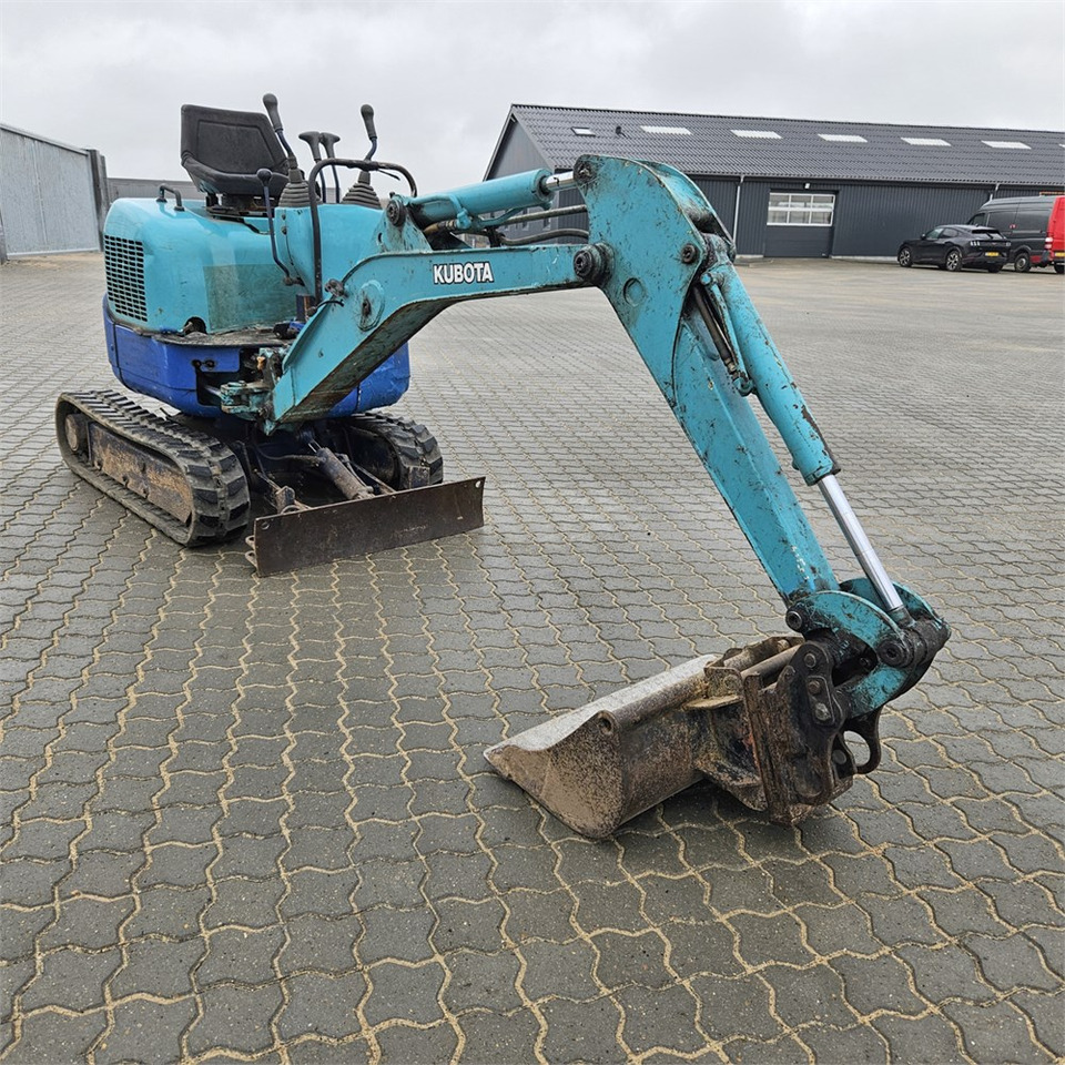 Kubota U-10 - 미니 굴삭기 : 사진 3 Kubota U-10 - 미니 굴삭기 : 사진 3