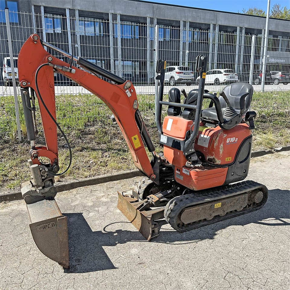 Kubota U10-3 - 미니 굴삭기 : 사진 1 Kubota U10-3 - 미니 굴삭기 : 사진 1