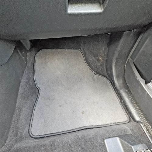 차량 Land Rover Freelander 2 : 사진 21